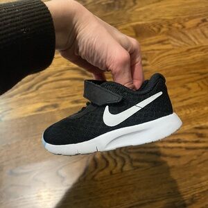 Like New Baby Size 5 Nike Sneaker with Velcro Black and White Unisex